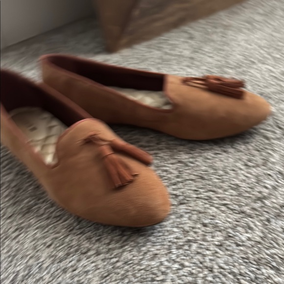 Birdies Women’s Brown Tassel Loafers - Picture 3 of 4